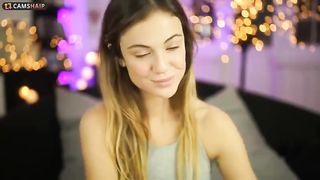 melodymate jerks off and gets an incredible orgasm