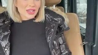 Layna Boo Have to Wait in the car for over an hour, so what better way to kill some time, than to play with myself snapchat premium live porn live sex 1