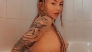 Celine Centino bathtub pussy fingering snapchat premium cams porn cams sex 1