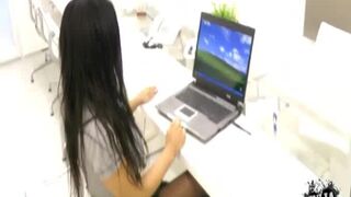 Julia Herz Geil am ersten Arbeitstag porn cams sex