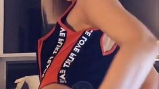 Laynaboo dildo aka sex machine snapchat premium porn cams sex