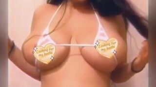 pisceus sexcams-24 housr.com enormous tits bouncing leaked showcam for show show girls