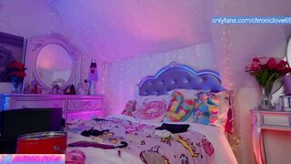 chroniclove Chaturbate cam show girls