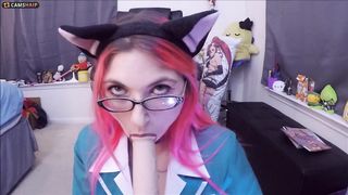 XfuukaX Petite hottie passionately jerks off her cunt