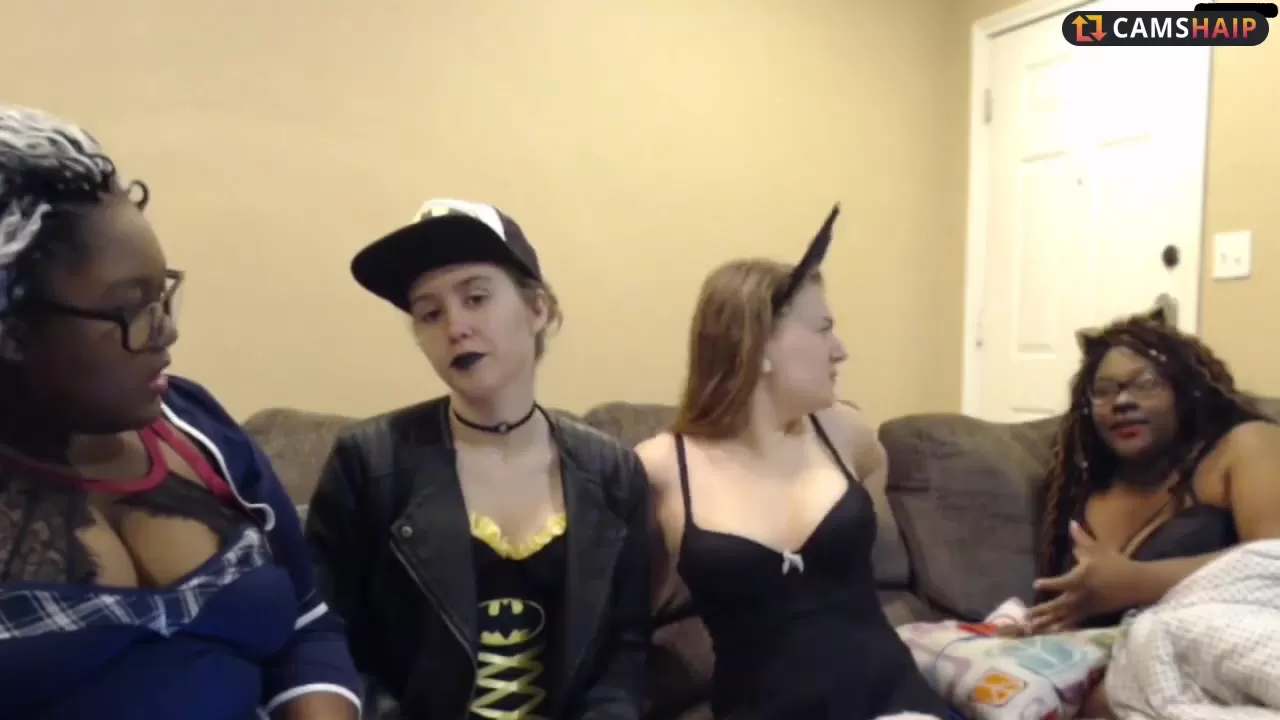 Paigerific want Large Cock