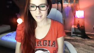 leightonbrook  slim dirty webcam girl