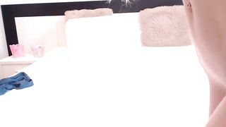 secretgoddess0 Stocking beauty seduces with juicy ass