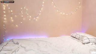 hotschneewittchen Beauty fucks with a rubber doll