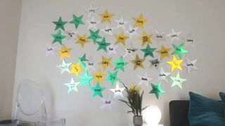 caireen Juicy babe showing big tits